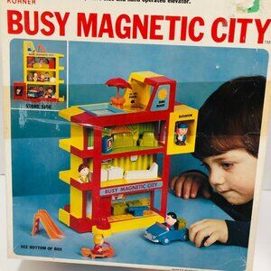 VTG Busy MAGNETIC CITY Kohner 1972 Original Box 14 Pieces Carry Handle Age 3+